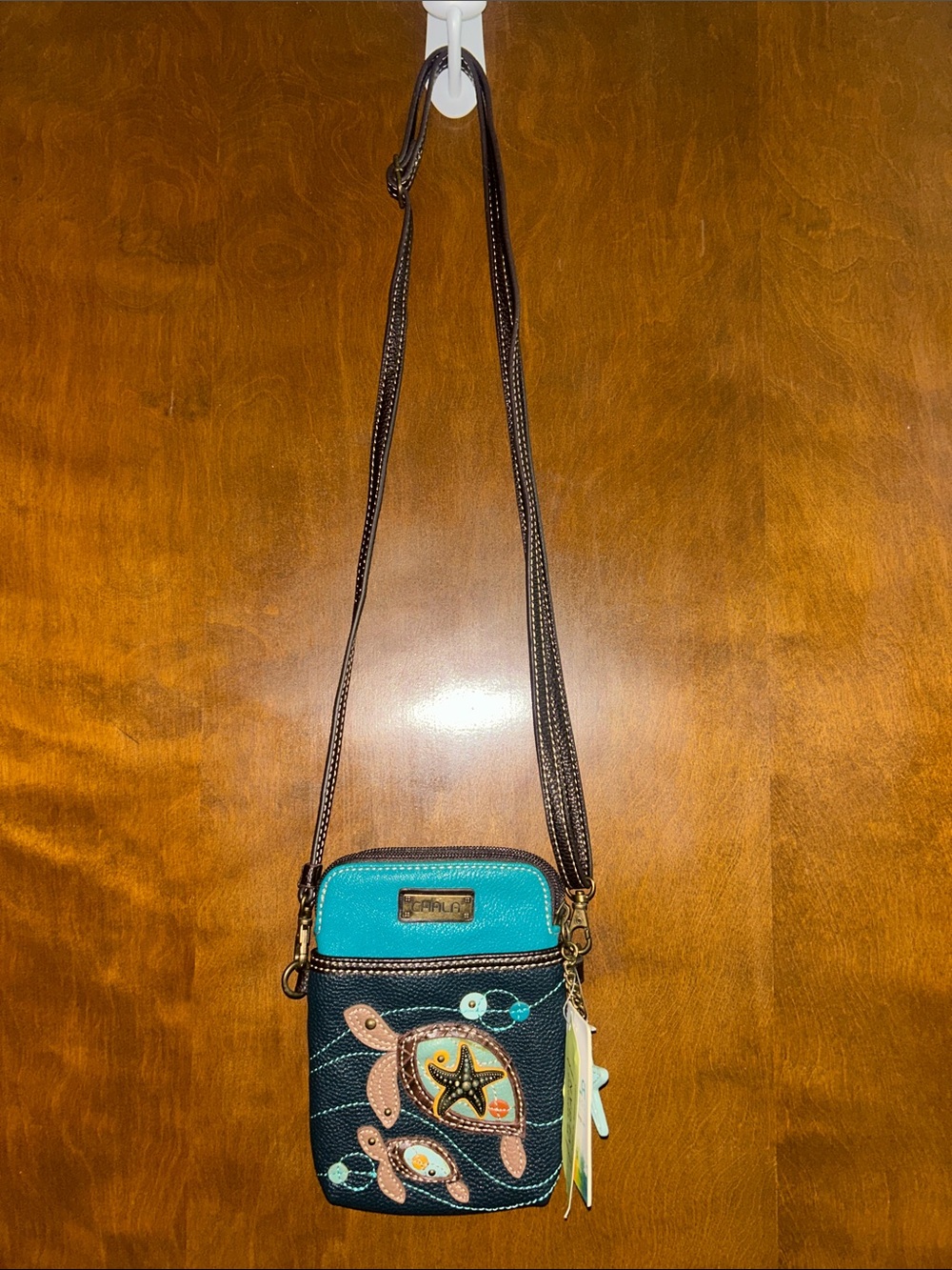 NWT Chala Sea Turtle Cell Phone Crossbody Bag